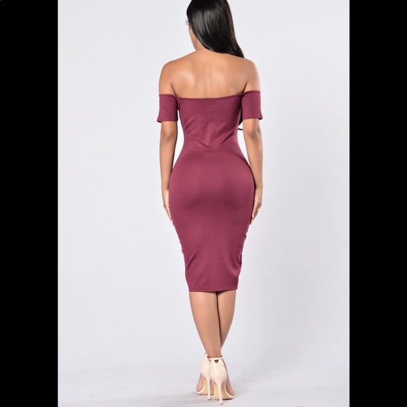 Burgundy Off Shoulder Midi Dress - Picture 2 of 7